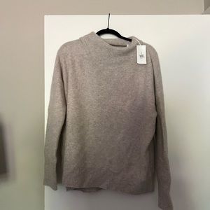 Brand New with tags. VINCE sweater size large, 100% CASHMERE!